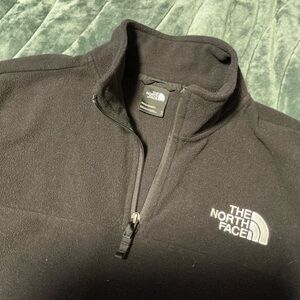 North Face Thin Fleece 🥾🏕️